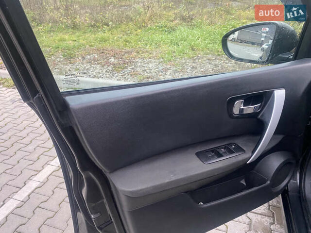 Черный Ниссан Кашкай, объемом двигателя 1.46 л и пробегом 255 тыс. км за 9750 $, фото 9 на Automoto.ua