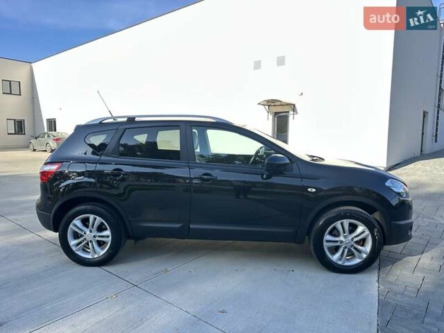 Черный Ниссан Кашкай, объемом двигателя 2 л и пробегом 121 тыс. км за 13999 $, фото 12 на Automoto.ua