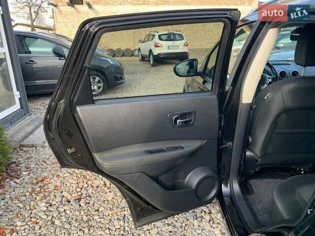 Черный Ниссан Кашкай, объемом двигателя 1.5 л и пробегом 233 тыс. км за 10699 $, фото 9 на Automoto.ua