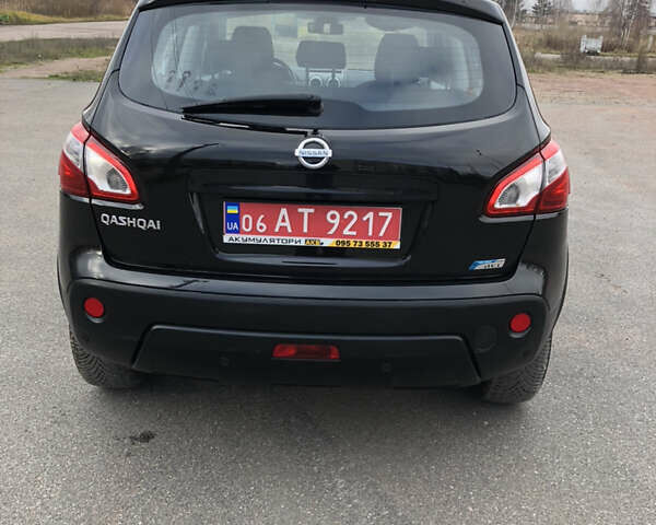 Черный Ниссан Кашкай, объемом двигателя 1.5 л и пробегом 192 тыс. км за 11500 $, фото 2 на Automoto.ua