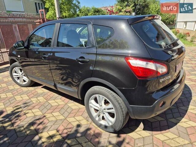 Черный Ниссан Кашкай, объемом двигателя 1.5 л и пробегом 201 тыс. км за 9950 $, фото 19 на Automoto.ua