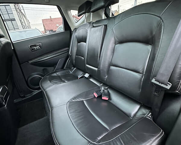 Черный Ниссан Кашкай, объемом двигателя 1.5 л и пробегом 250 тыс. км за 10900 $, фото 23 на Automoto.ua