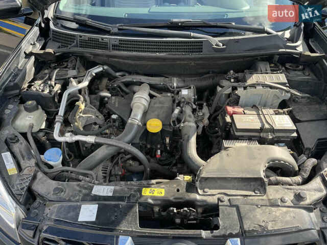 Черный Ниссан Кашкай, объемом двигателя 1.5 л и пробегом 218 тыс. км за 11800 $, фото 28 на Automoto.ua