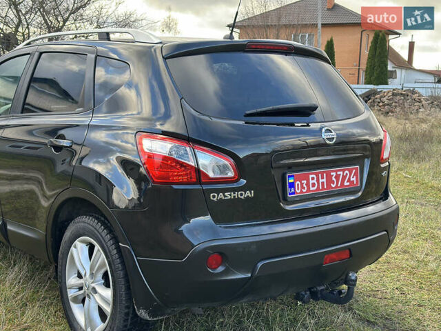 Черный Ниссан Кашкай, объемом двигателя 1.5 л и пробегом 241 тыс. км за 10600 $, фото 15 на Automoto.ua