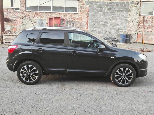 Чорний Ніссан Кашкай, об'ємом двигуна 0 л та пробігом 234 тис. км за 3500 $, фото 3 на Automoto.ua