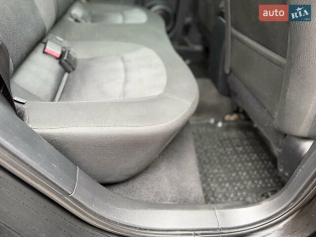 Черный Ниссан Кашкай, объемом двигателя 1.46 л и пробегом 280 тыс. км за 9400 $, фото 66 на Automoto.ua