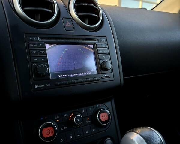 Черный Ниссан Кашкай, объемом двигателя 2 л и пробегом 170 тыс. км за 11490 $, фото 37 на Automoto.ua
