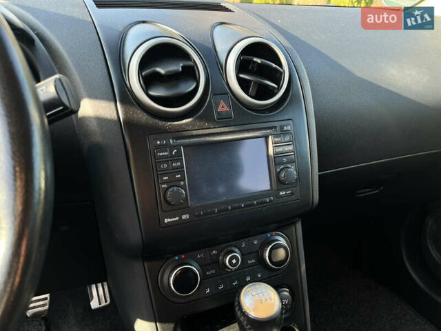 Черный Ниссан Кашкай, объемом двигателя 1.5 л и пробегом 113 тыс. км за 11990 $, фото 13 на Automoto.ua