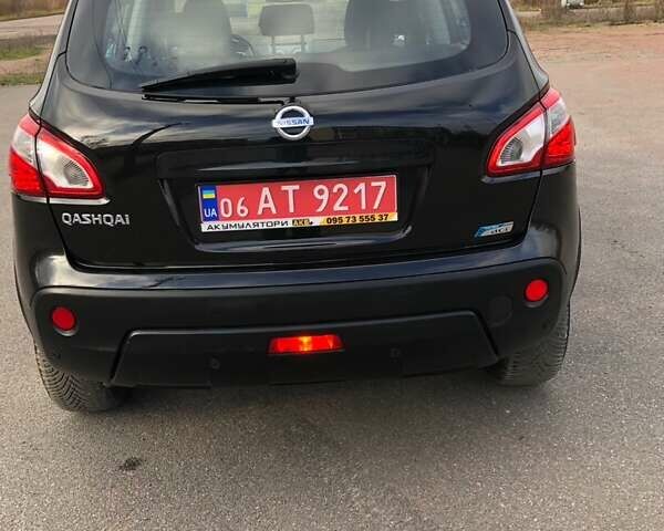 Черный Ниссан Кашкай, объемом двигателя 1.5 л и пробегом 192 тыс. км за 11500 $, фото 74 на Automoto.ua