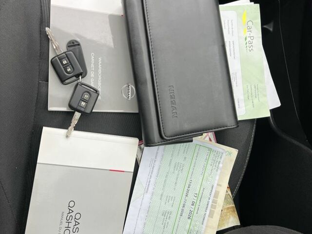 Чорний Ніссан Кашкай, об'ємом двигуна 1.5 л та пробігом 234 тис. км за 10555 $, фото 23 на Automoto.ua