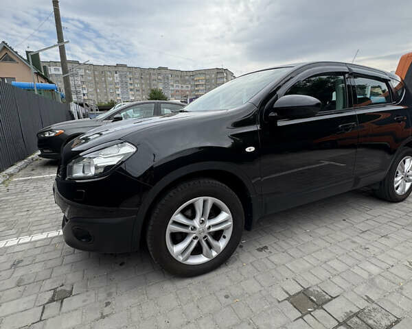 Чорний Ніссан Кашкай, об'ємом двигуна 2 л та пробігом 245 тис. км за 11500 $, фото 4 на Automoto.ua