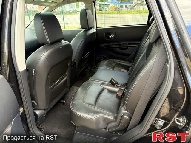 Черный Ниссан Кашкай, объемом двигателя 2 л и пробегом 248 тыс. км за 12000 $, фото 8 на Automoto.ua