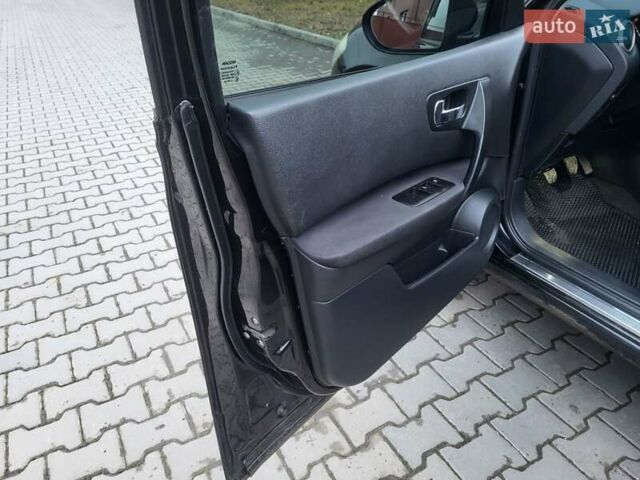 Чорний Ніссан Кашкай, об'ємом двигуна 1.5 л та пробігом 213 тис. км за 10400 $, фото 88 на Automoto.ua