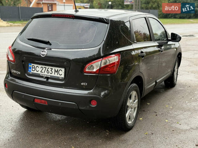 Чорний Ніссан Кашкай, об'ємом двигуна 1.46 л та пробігом 221 тис. км за 9999 $, фото 4 на Automoto.ua