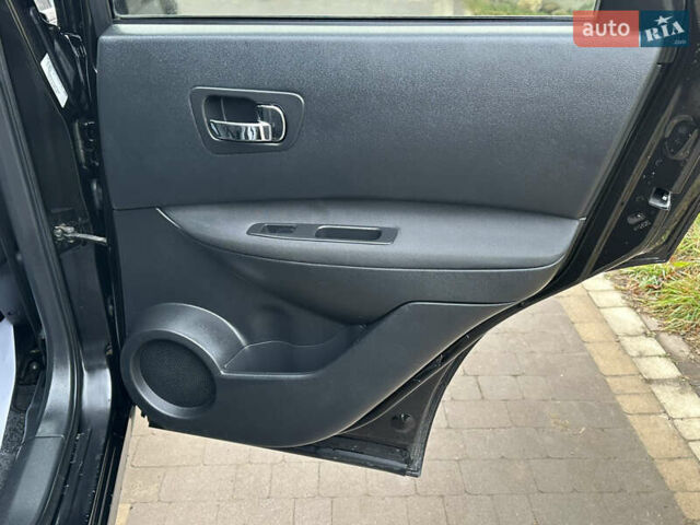 Чорний Ніссан Кашкай, об'ємом двигуна 1.6 л та пробігом 239 тис. км за 9590 $, фото 18 на Automoto.ua