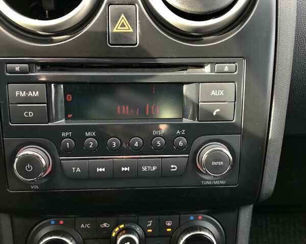 Черный Ниссан Кашкай, объемом двигателя 1.5 л и пробегом 192 тыс. км за 11500 $, фото 68 на Automoto.ua