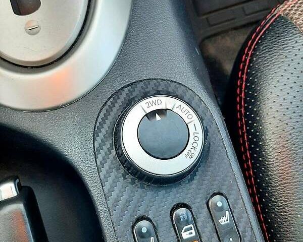 Чорний Ніссан Кашкай, об'ємом двигуна 2 л та пробігом 181 тис. км за 12000 $, фото 5 на Automoto.ua