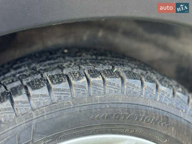 Черный Ниссан Кашкай, объемом двигателя 1.5 л и пробегом 241 тыс. км за 10600 $, фото 21 на Automoto.ua