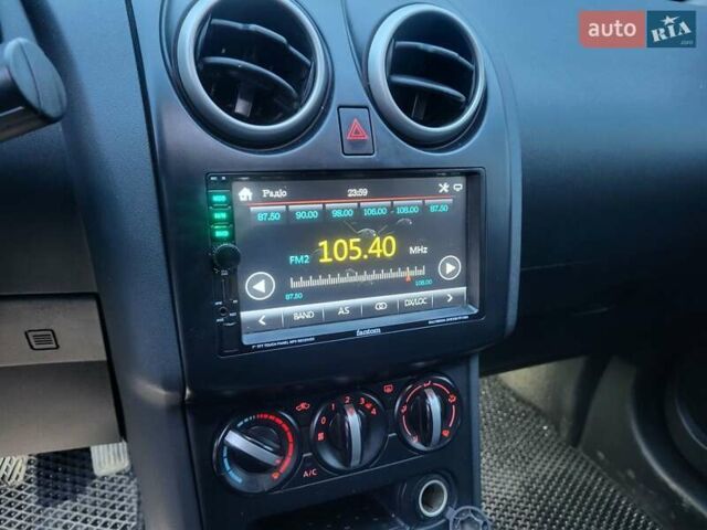 Чорний Ніссан Кашкай, об'ємом двигуна 1.5 л та пробігом 213 тис. км за 10400 $, фото 105 на Automoto.ua