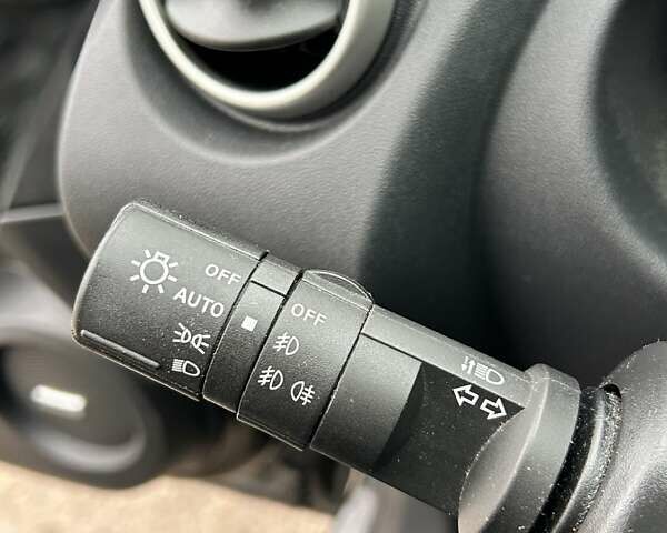 Черный Ниссан Кашкай, объемом двигателя 1.5 л и пробегом 151 тыс. км за 11900 $, фото 27 на Automoto.ua