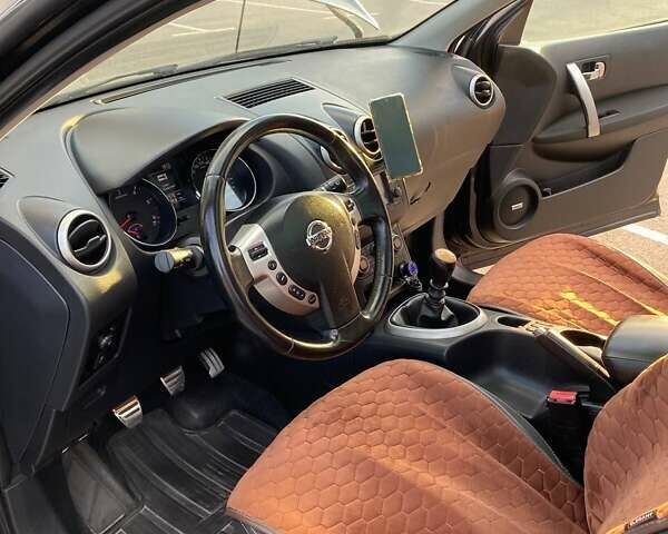 Черный Ниссан Кашкай, объемом двигателя 1.5 л и пробегом 192 тыс. км за 10999 $, фото 11 на Automoto.ua