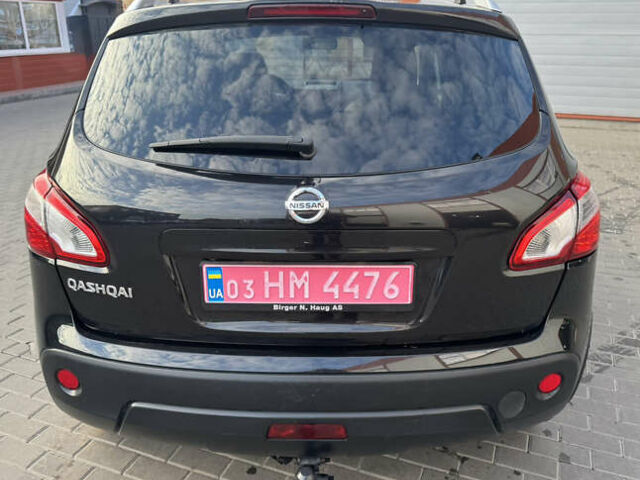 Черный Ниссан Кашкай, объемом двигателя 1.6 л и пробегом 216 тыс. км за 10999 $, фото 6 на Automoto.ua