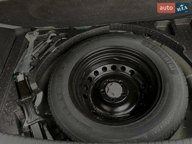 Черный Ниссан Кашкай, объемом двигателя 1.6 л и пробегом 170 тыс. км за 10699 $, фото 19 на Automoto.ua