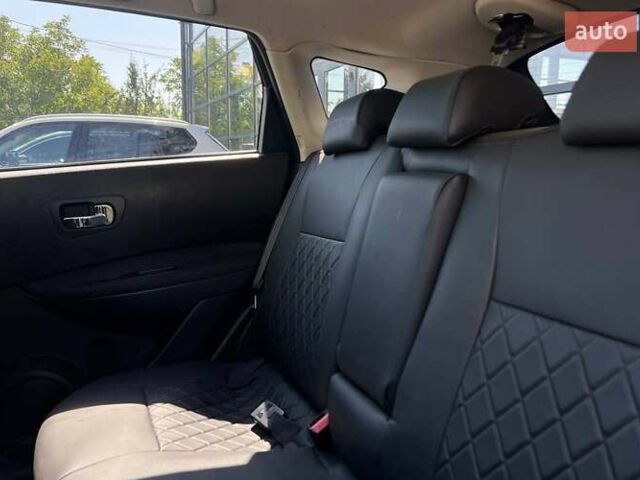 Черный Ниссан Кашкай, объемом двигателя 2 л и пробегом 236 тыс. км за 9600 $, фото 21 на Automoto.ua