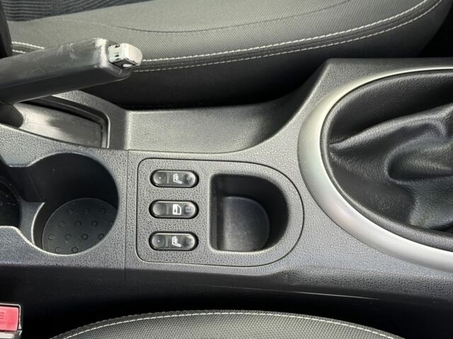 Чорний Ніссан Кашкай, об'ємом двигуна 1.5 л та пробігом 238 тис. км за 10200 $, фото 13 на Automoto.ua