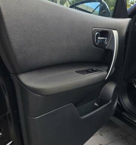 Черный Ниссан Кашкай, объемом двигателя 1.5 л и пробегом 195 тыс. км за 10800 $, фото 32 на Automoto.ua