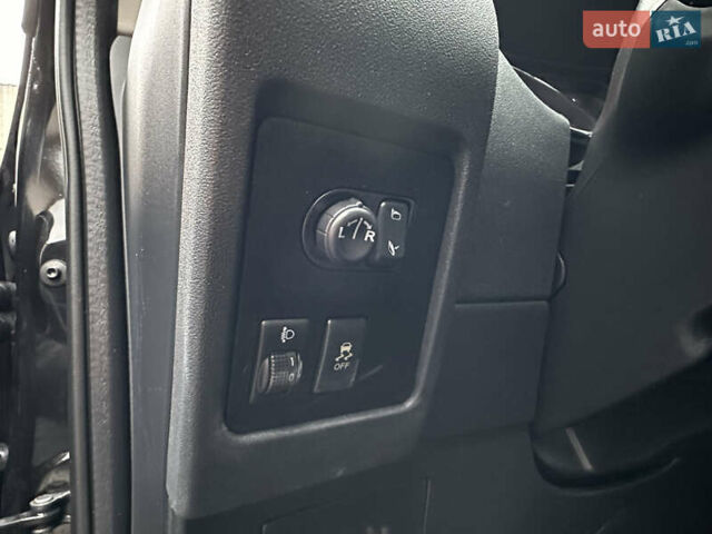 Черный Ниссан Кашкай, объемом двигателя 1.5 л и пробегом 220 тыс. км за 11499 $, фото 34 на Automoto.ua