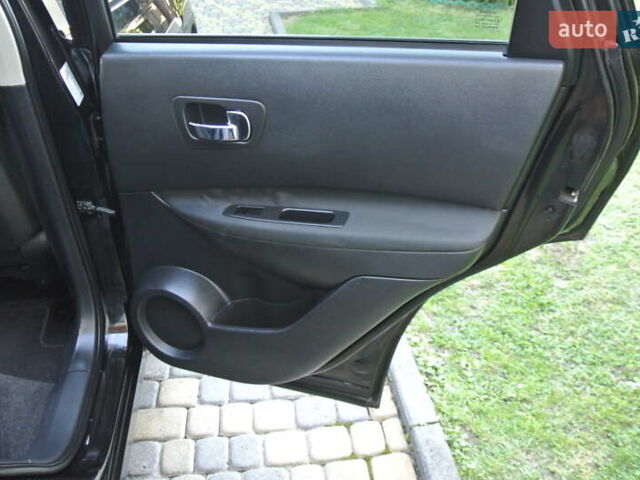 Черный Ниссан Кашкай, объемом двигателя 2 л и пробегом 220 тыс. км за 13500 $, фото 22 на Automoto.ua