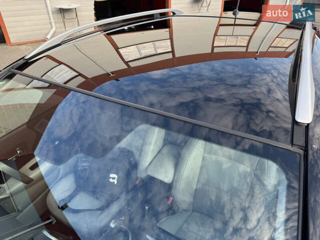 Черный Ниссан Кашкай, объемом двигателя 1.6 л и пробегом 216 тыс. км за 10999 $, фото 9 на Automoto.ua