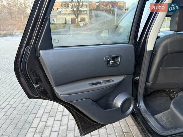 Черный Ниссан Кашкай, объемом двигателя 2 л и пробегом 240 тыс. км за 9999 $, фото 5 на Automoto.ua