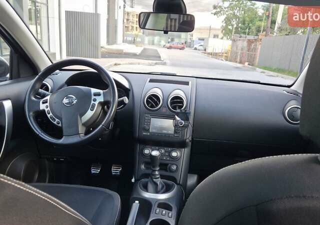 Черный Ниссан Кашкай, объемом двигателя 1.5 л и пробегом 195 тыс. км за 10800 $, фото 27 на Automoto.ua