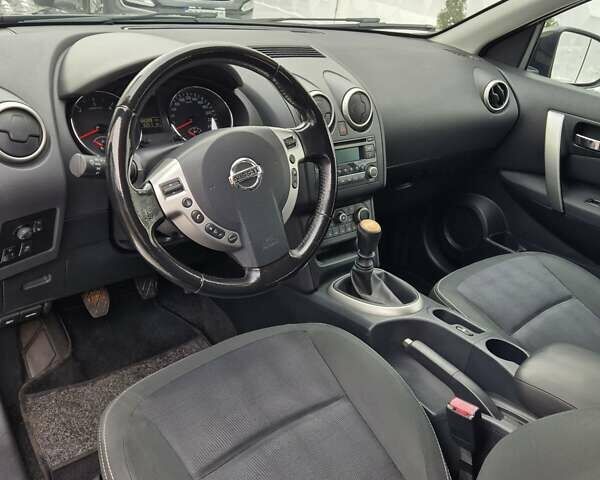 Черный Ниссан Кашкай, объемом двигателя 1.5 л и пробегом 201 тыс. км за 9950 $, фото 8 на Automoto.ua