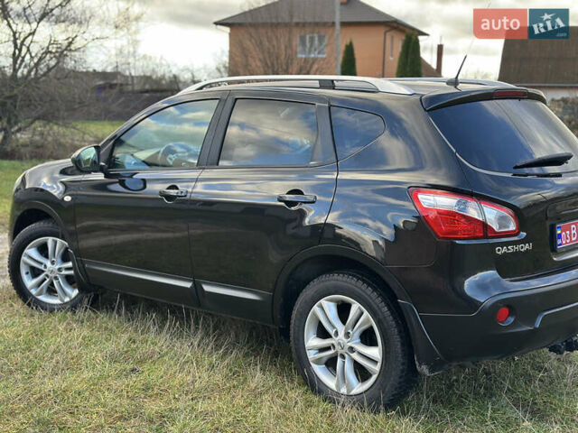Черный Ниссан Кашкай, объемом двигателя 1.5 л и пробегом 241 тыс. км за 10600 $, фото 16 на Automoto.ua