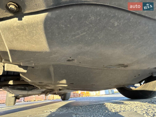 Черный Ниссан Кашкай, объемом двигателя 1.46 л и пробегом 261 тыс. км за 10700 $, фото 15 на Automoto.ua