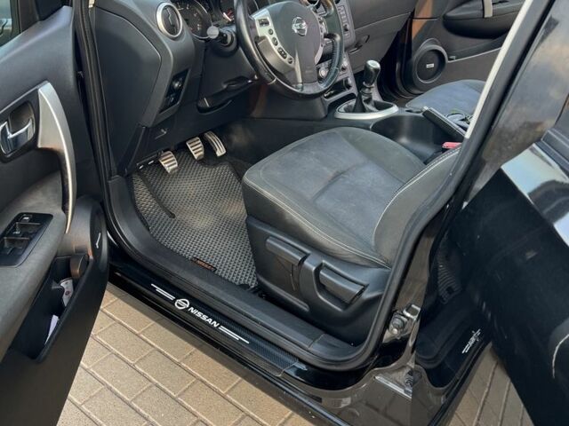 Чорний Ніссан Кашкай, об'ємом двигуна 1.5 л та пробігом 227 тис. км за 10700 $, фото 4 на Automoto.ua