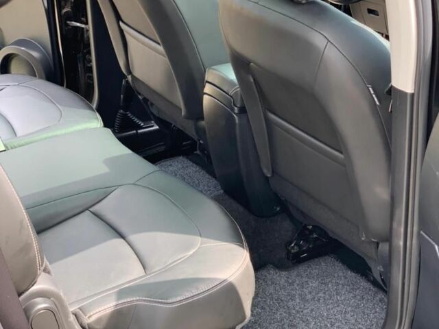 Черный Ниссан Кашкай, объемом двигателя 2 л и пробегом 265 тыс. км за 12500 $, фото 10 на Automoto.ua