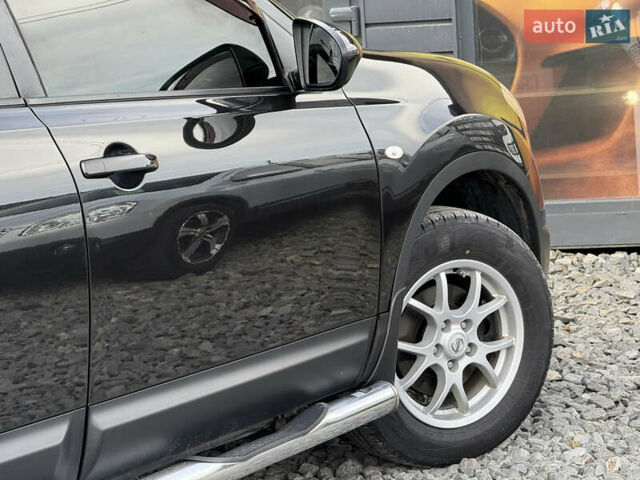 Черный Ниссан Кашкай, объемом двигателя 2 л и пробегом 174 тыс. км за 10999 $, фото 26 на Automoto.ua