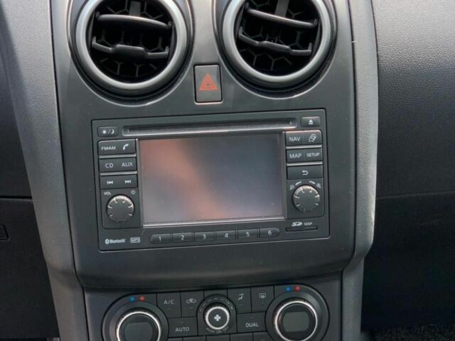 Черный Ниссан Кашкай, объемом двигателя 2 л и пробегом 265 тыс. км за 12500 $, фото 17 на Automoto.ua