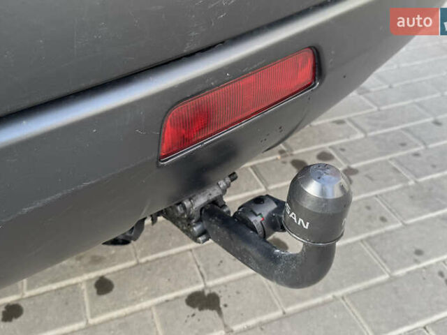 Черный Ниссан Кашкай, объемом двигателя 1.6 л и пробегом 216 тыс. км за 10999 $, фото 16 на Automoto.ua