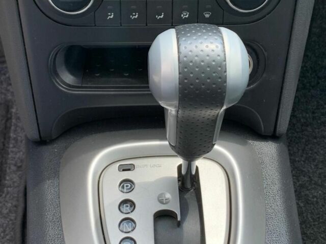 Черный Ниссан Кашкай, объемом двигателя 2 л и пробегом 265 тыс. км за 12500 $, фото 21 на Automoto.ua