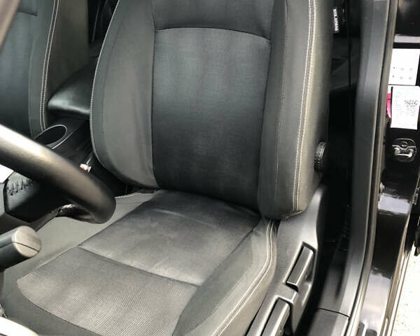 Черный Ниссан Кашкай, объемом двигателя 1.5 л и пробегом 192 тыс. км за 11500 $, фото 33 на Automoto.ua
