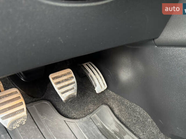 Черный Ниссан Кашкай, объемом двигателя 1.6 л и пробегом 216 тыс. км за 10999 $, фото 55 на Automoto.ua