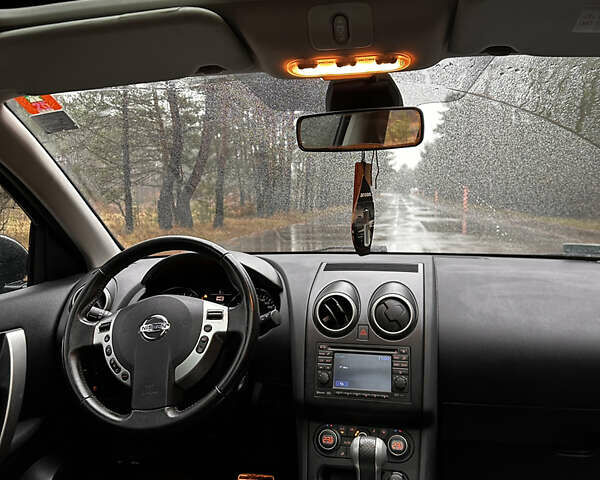 Черный Ниссан Кашкай, объемом двигателя 2 л и пробегом 225 тыс. км за 11350 $, фото 27 на Automoto.ua