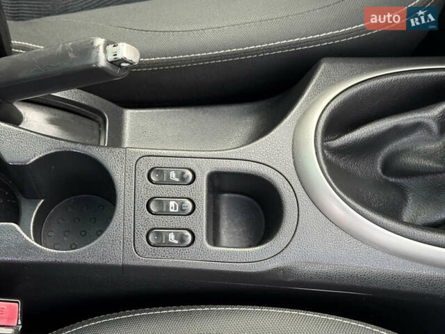 Ниссан Кашкай 2011 в Косове на Automoto.ua Черный Ниссан Кашкай, объемом двигателя 1.5 л и пробегом 236 тыс. км за 10450 $, фото 11 на Automoto.ua