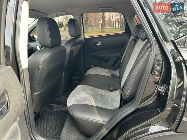 Чорний Ніссан Кашкай, об'ємом двигуна 1.6 л та пробігом 211 тис. км за 10300 $, фото 44 на Automoto.ua