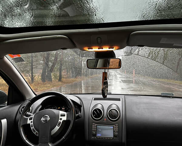 Черный Ниссан Кашкай, объемом двигателя 2 л и пробегом 225 тыс. км за 11350 $, фото 17 на Automoto.ua